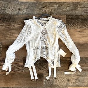 For love and lemons lace top